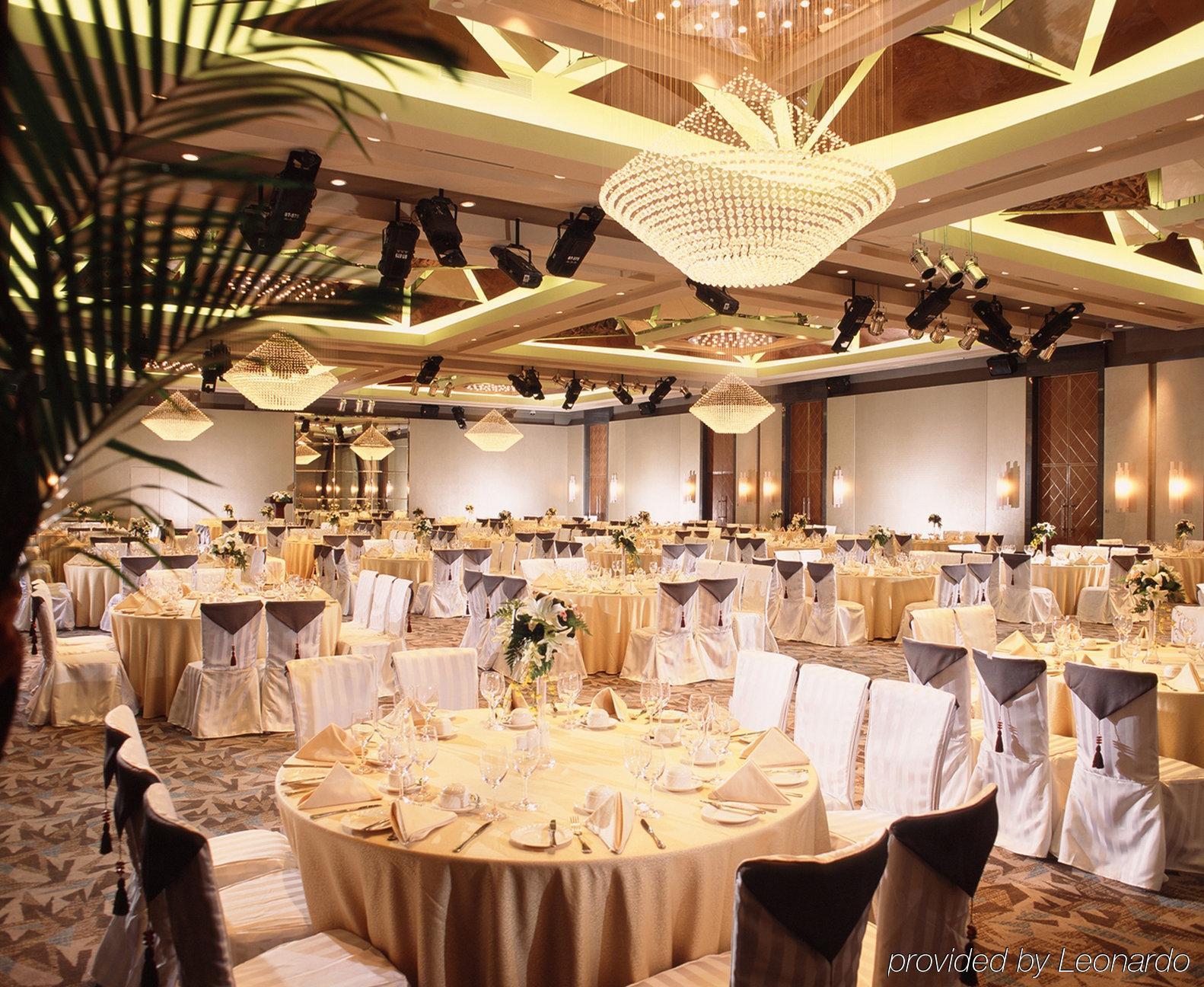 Hotel Nikko Tianjin Restaurante foto The Grand Ballroom