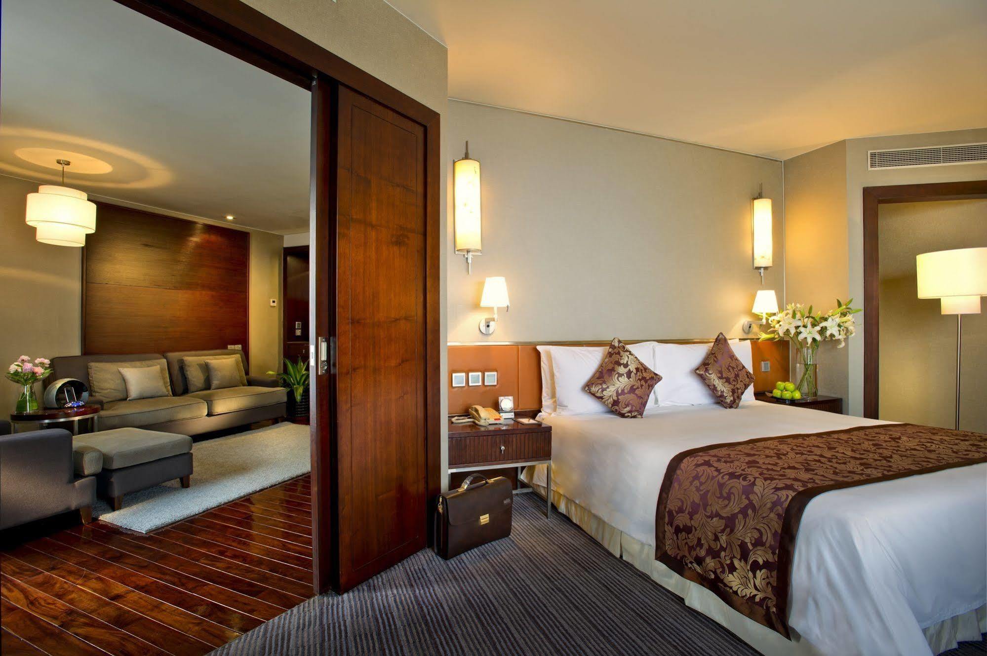 Hotel Nikko Tianjin Exterior foto Suite at the InterContinental Hotel, London, Park Lane
