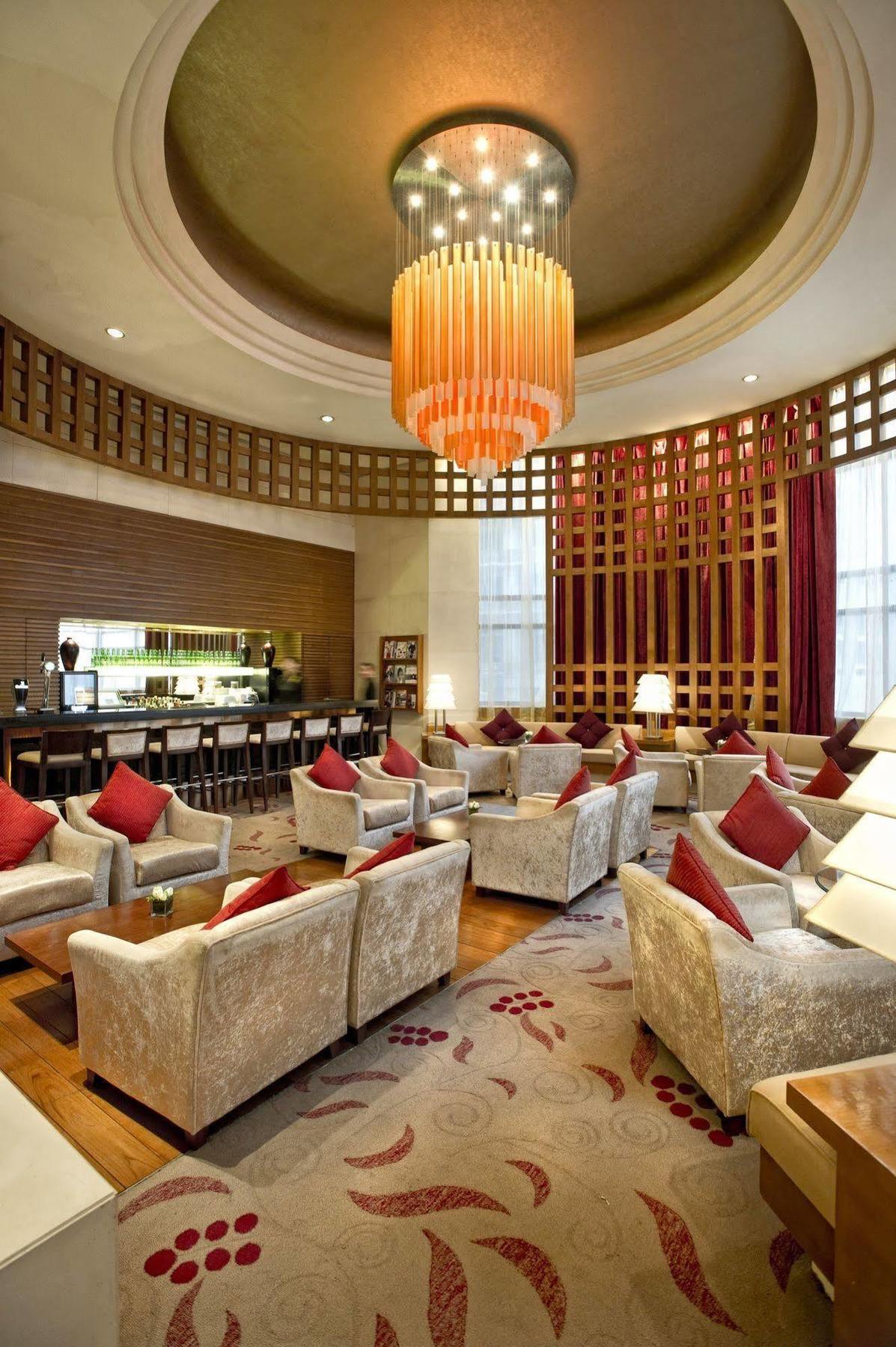 Hotel Nikko Tianjin Exterior foto The lounge at the airport