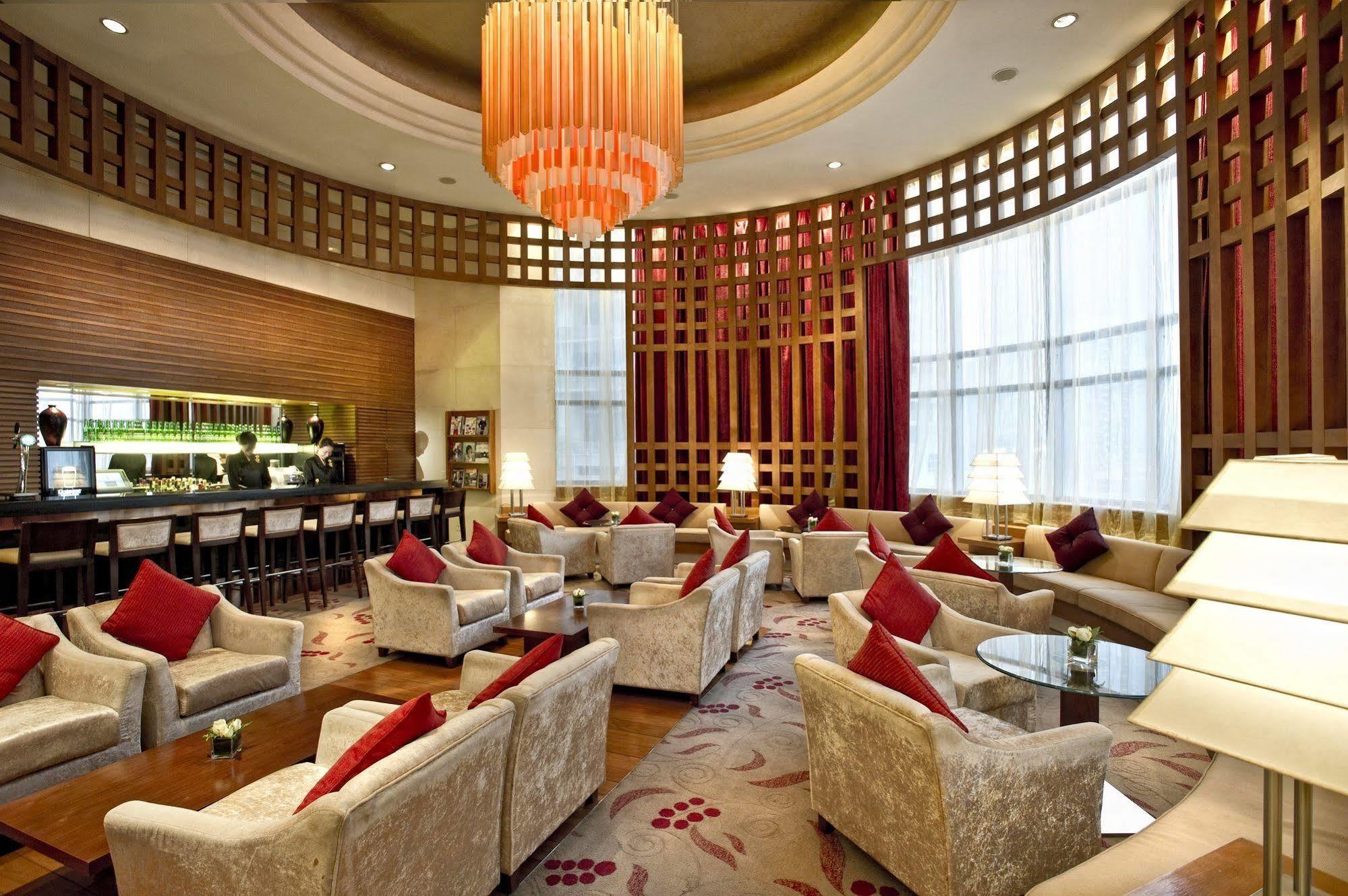 Hotel Nikko Tianjin Exterior foto The lounge at the airport